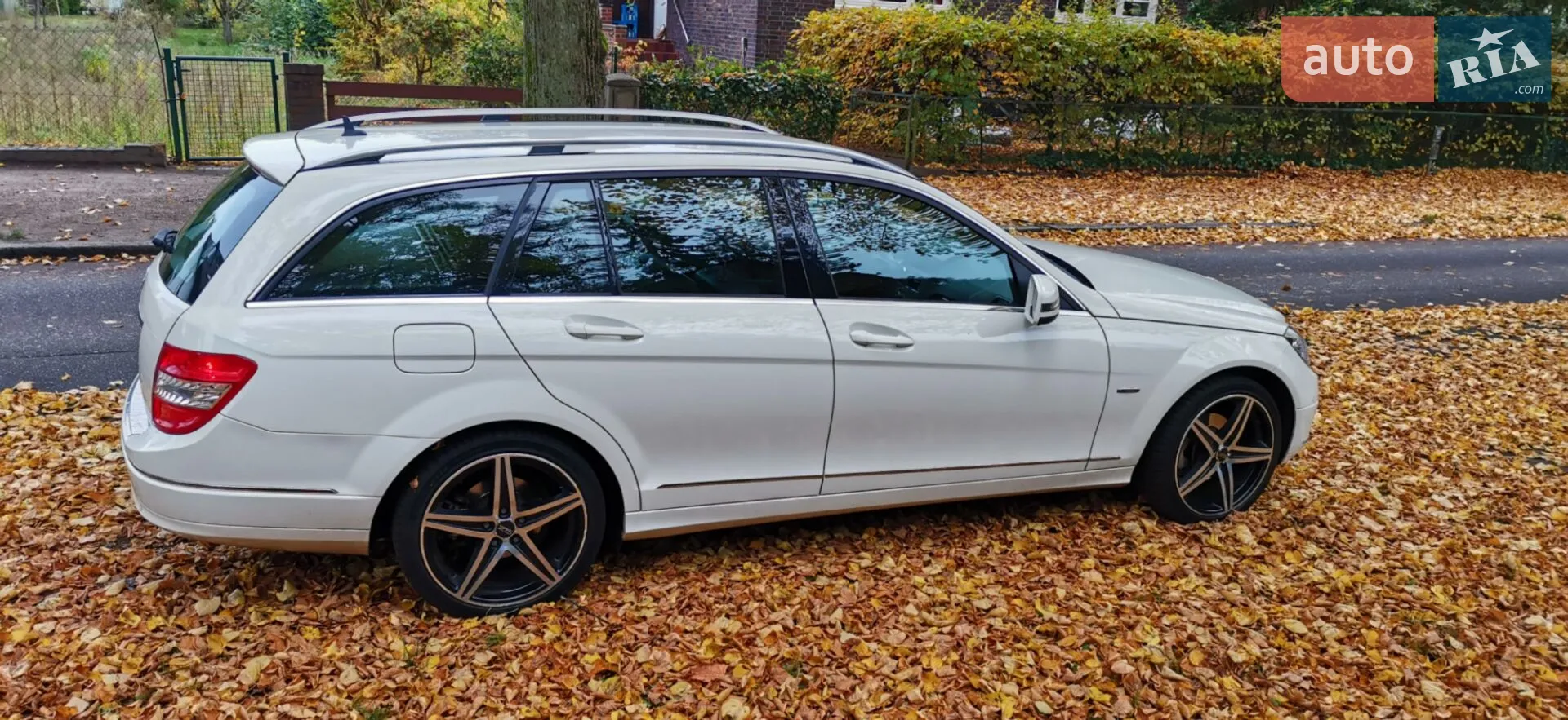 2010 Mercedes-Benz C-klasse - мініатюра 4