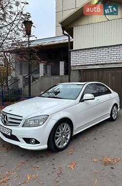 Седан Mercedes-Benz C-Class 2009 в Днепре