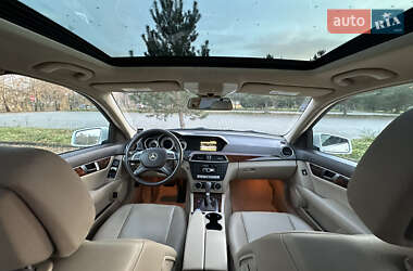 Седан Mercedes-Benz C-Class 2011 в 