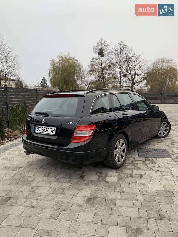 Универсал Mercedes-Benz C-Class 2009 в Каменке-Бугской