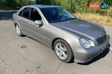 Седан Mercedes-Benz C-Class 2003 в Києві