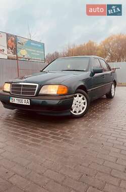 Седан Mercedes-Benz C-Class 1994 в Виннице