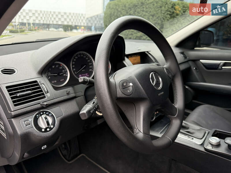Універсал Mercedes-Benz C-Class 2008 в Одесі