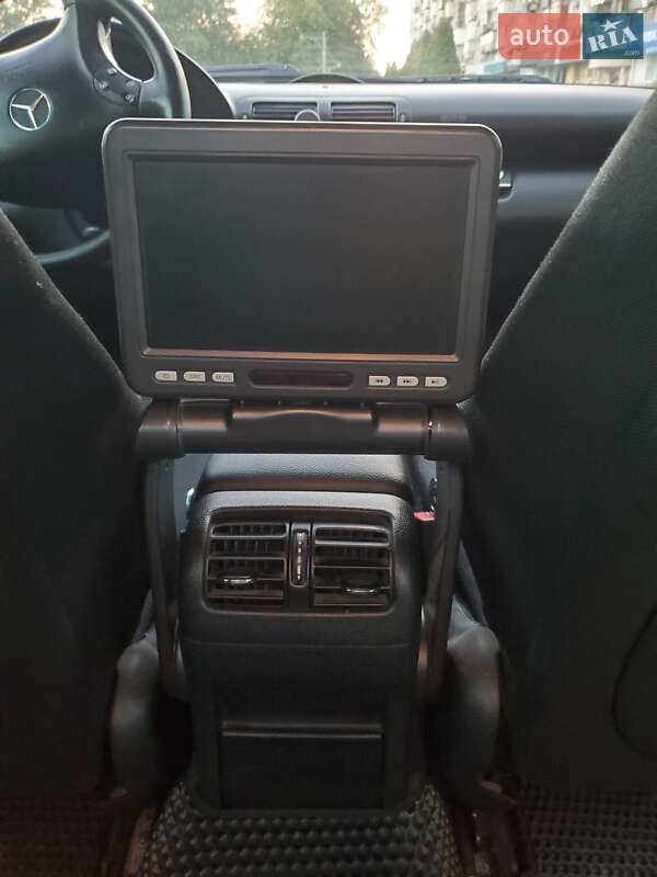 Седан Mercedes-Benz C-Class 2004 в Запорожье