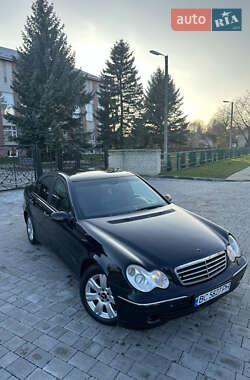 Седан Mercedes-Benz C-Class 2003 в Бродах