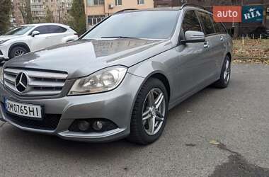 Универсал Mercedes-Benz C-Class 2013 в Кривом Роге