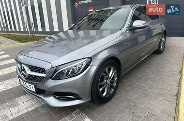 Седан Mercedes-Benz C-Class 2015 в Львові