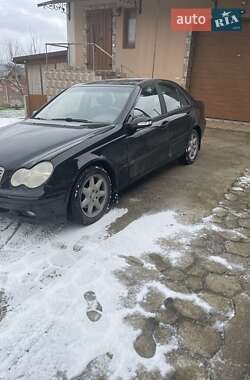 Седан Mercedes-Benz C-Class 2003 в Золочеве