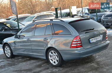 Універсал Mercedes-Benz C-Class 2005 в Бердичеві