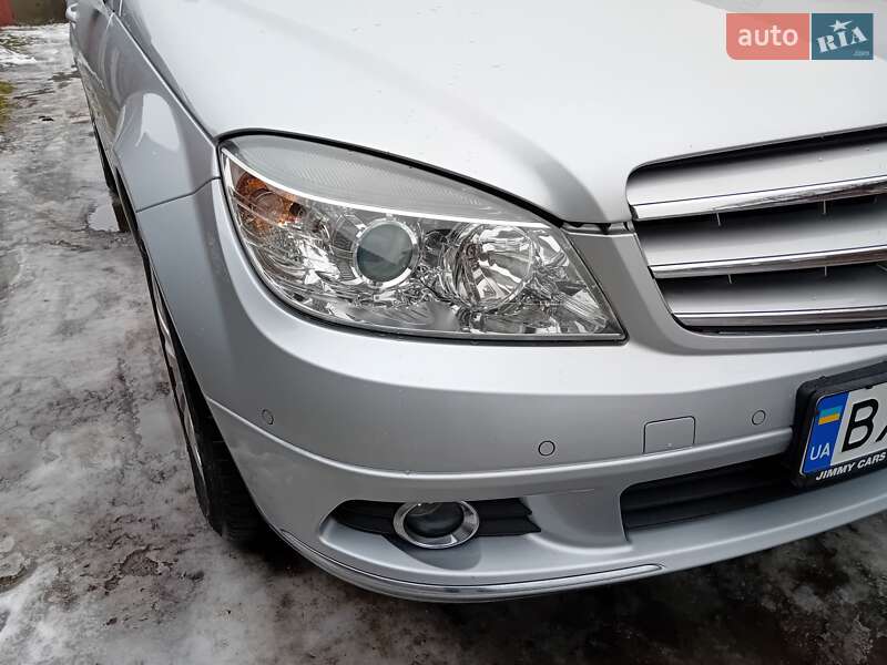 Универсал Mercedes-Benz C-Class 2010 в Староконстантинове