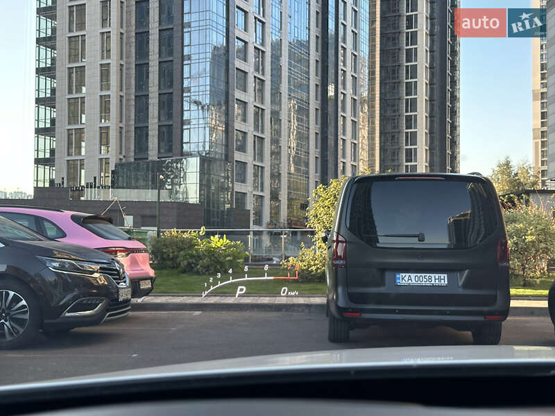 Седан Mercedes-Benz C-Class 2016 в Киеве