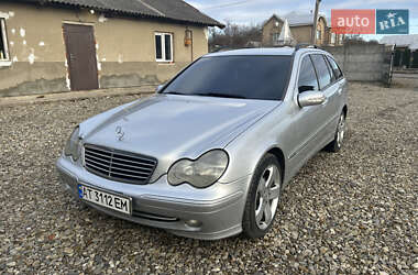 Універсал Mercedes-Benz C-Class 2004 в Коломиї