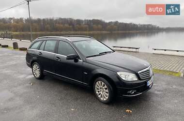 Универсал Mercedes-Benz C-Class 2010 в 