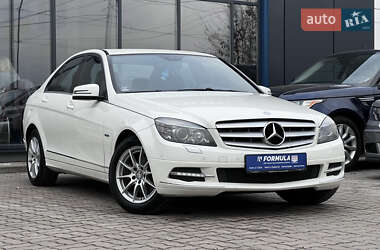 Седан Mercedes-Benz C-Class 2010 в Нововолинську