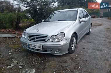 Седан Mercedes-Benz C-Class 2004 в Старокостянтинові