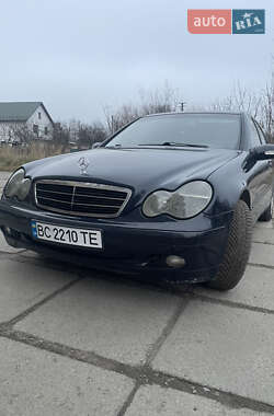 Седан Mercedes-Benz C-Class 2002 в Львові