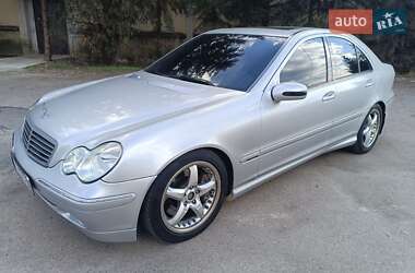 Седан Mercedes-Benz C-Class 2005 в Харкові