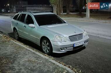 Універсал Mercedes-Benz C-Class 2004 в Павлограді