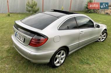 Універсал Mercedes-Benz C-Class 2002 в Дніпрі