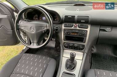 Універсал Mercedes-Benz C-Class 2002 в Дніпрі