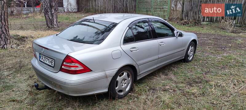 Седан Mercedes-Benz C-Class 2005 в Киеве фото 4 Седан Mercedes-Benz C-Class 2005 в Киеве