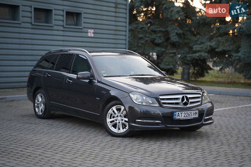 Универсал Mercedes-Benz C-Class 2012 в 