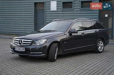 Універсал Mercedes-Benz C-Class 2012 в Івано-Франківську