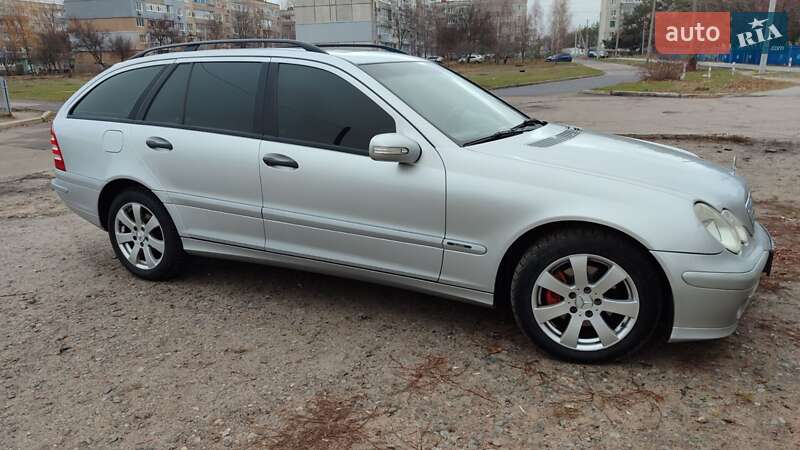 Універсал Mercedes-Benz C-Class 2004 в Подільську фото 2 Універсал Mercedes-Benz C-Class 2004 в Подільську