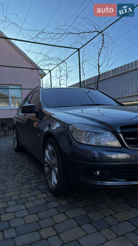 Универсал Mercedes-Benz C-Class 2010 в Мукачево фото 2 Универсал Mercedes-Benz C-Class 2010 в Мукачево