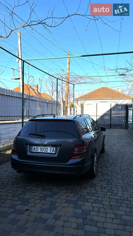 Универсал Mercedes-Benz C-Class 2010 в Мукачево фото 4 Универсал Mercedes-Benz C-Class 2010 в Мукачево