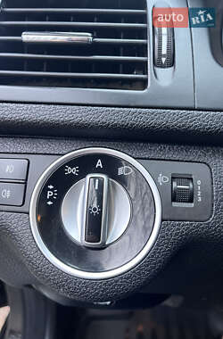 Універсал Mercedes-Benz C-Class 2011 в 