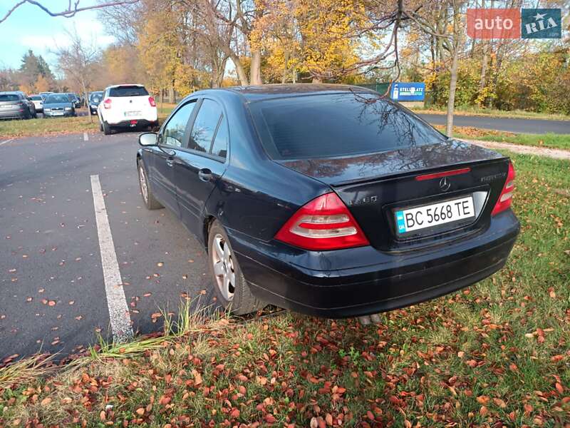 Седан Mercedes-Benz C-Class 2003 в Ивано-Франковске