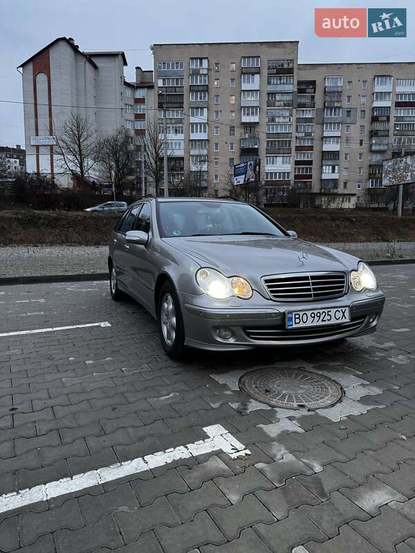 Универсал Mercedes-Benz C-Class 2006 в Тернополе