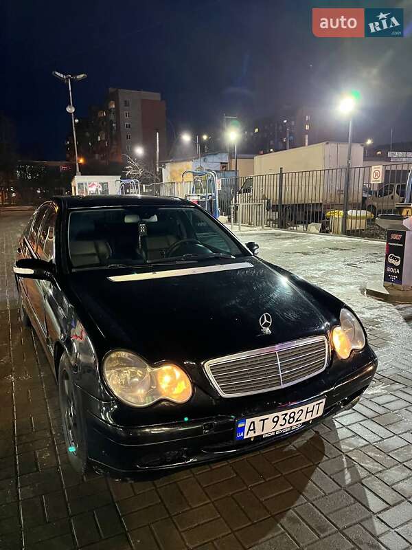 Седан Mercedes-Benz C-Class 2000 в Івано-Франківську