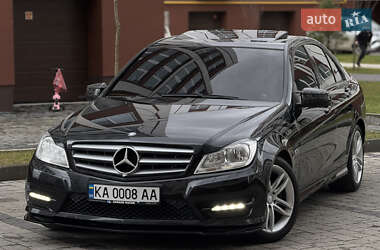 Седан Mercedes-Benz C-Class 2011 в Івано-Франківську