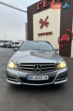 Седан Mercedes-Benz C-Class 2012 в Рівному