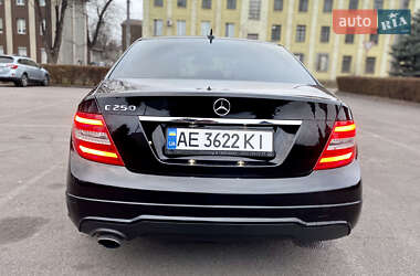 Седан Mercedes-Benz C-Class 2014 в Кам'янському