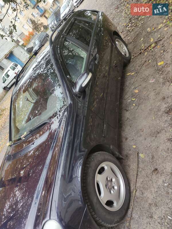 Универсал Mercedes-Benz C-Class 2005 в Виннице