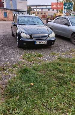 Седан Mercedes-Benz C-Class 2001 в Києві