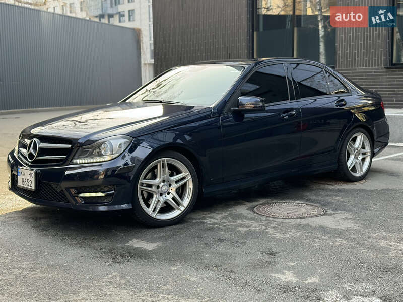 Седан Mercedes-Benz C-Class 2013 в Киеве