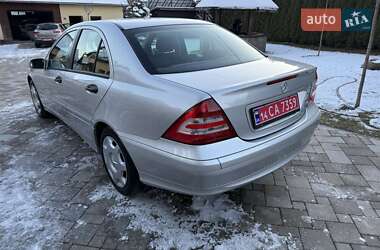 Седан Mercedes-Benz C-Class 2005 в Івано-Франківську