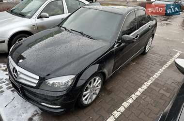 Седан Mercedes-Benz C-Class 2011 в 