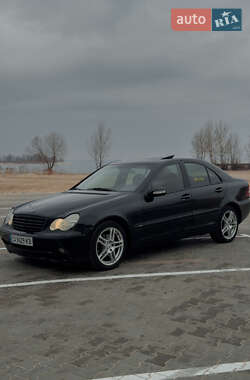 Седан Mercedes-Benz C-Class 2002 в Черкасах