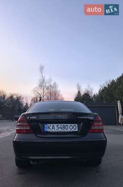 Седан Mercedes-Benz C-Class 2004 в Вишгороді