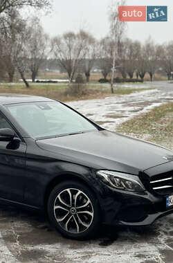 Седан Mercedes-Benz C-Class 2017 в 