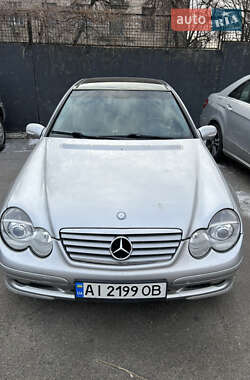 Купе Mercedes-Benz C-Class 2001 в Києві