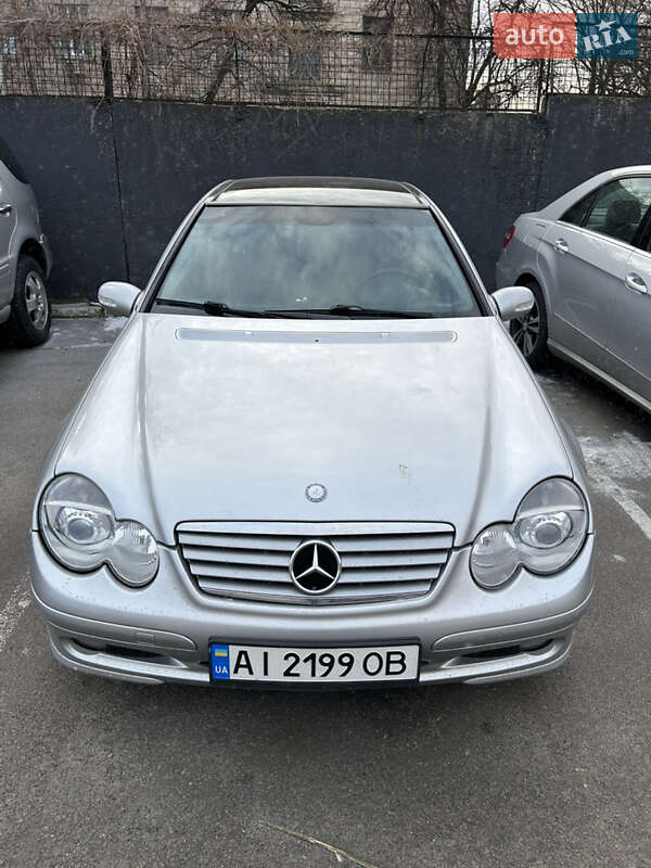 Купе Mercedes-Benz C-Class 2001 в Киеве