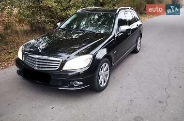 Универсал Mercedes-Benz C-Class 2010 в Староконстантинове