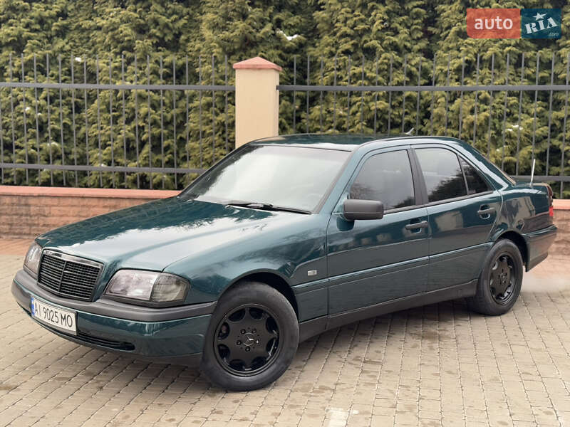 Седан Mercedes-Benz C-Class 1997 в Василькові