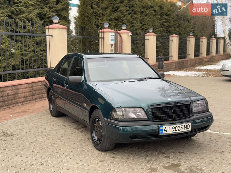 Седан Mercedes-Benz C-Class 1997 в Василькові